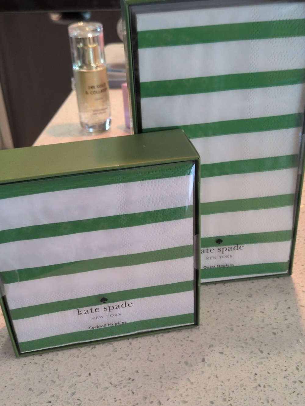 KATE SPADE Green and White Striped 50:Cocktail & 40 Guest Napkins Nice Gift